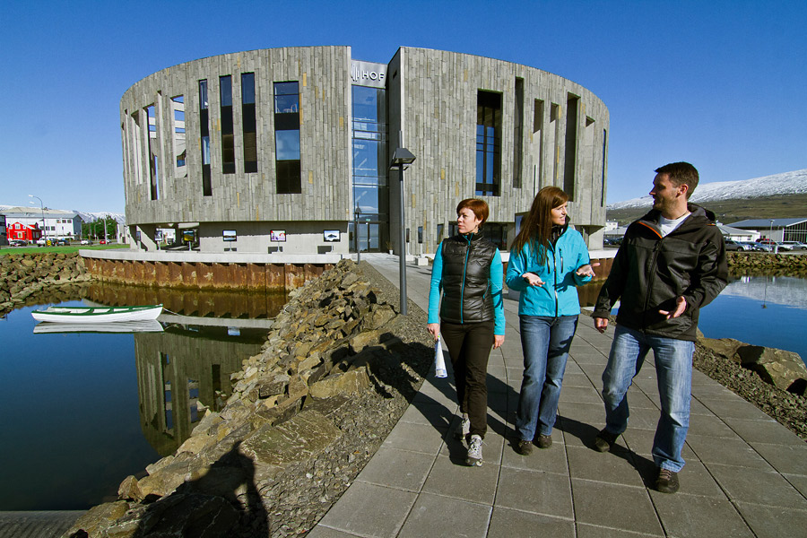 tourist information center akureyri