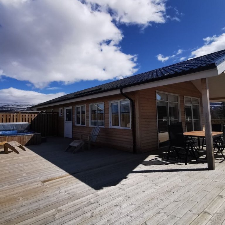 hotel-kjarnalundur-5-cottage