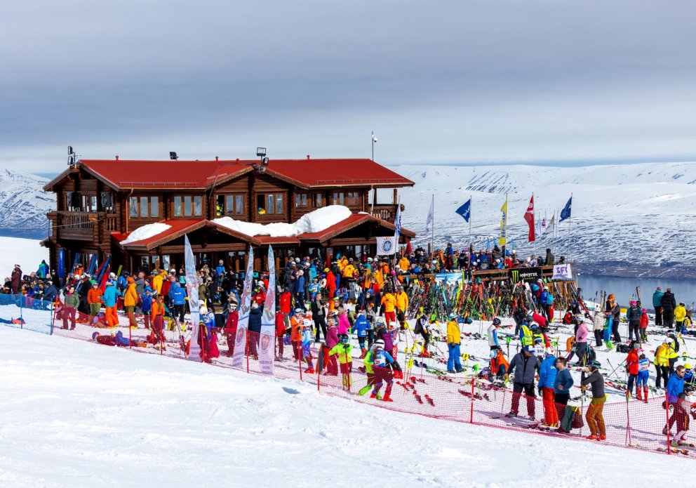 Photo: Andrésar Andarleikarnir FB