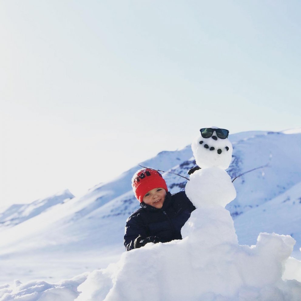 Snow figures of all kinds