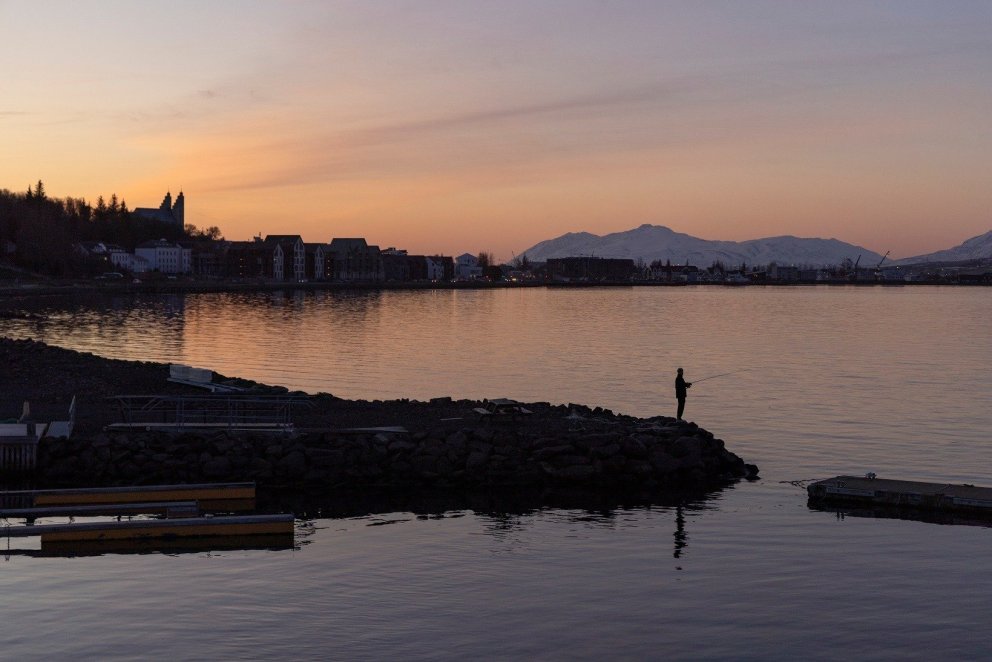 Photo taken on the evening of the last day of winter 2025 by María H. Tryggvadóttir.